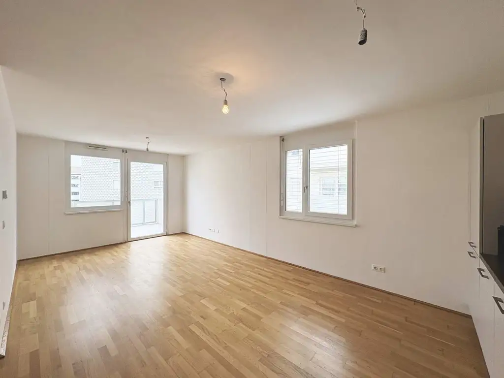 Q11 Leben in Simmering - 
Lichtdurchflutete Balkonwohnung mit 4 Zimmern und Deckenkühlung!