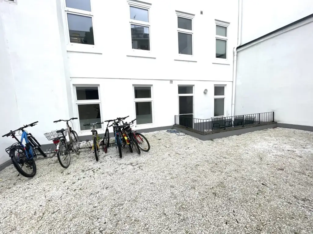 Sonnige 3,5-Zimmer Dachgeschoßwohnung mit Terrasse zu kaufen