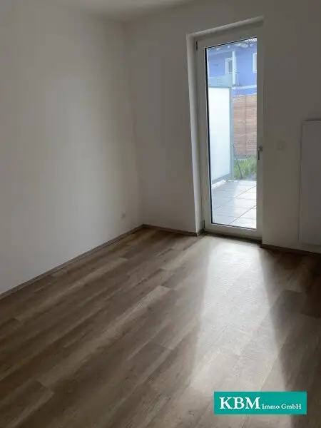 2 Zimmer mit großer Terrasse und sehr großem Garten inkl. Einbauküche im Tullnerfeld
