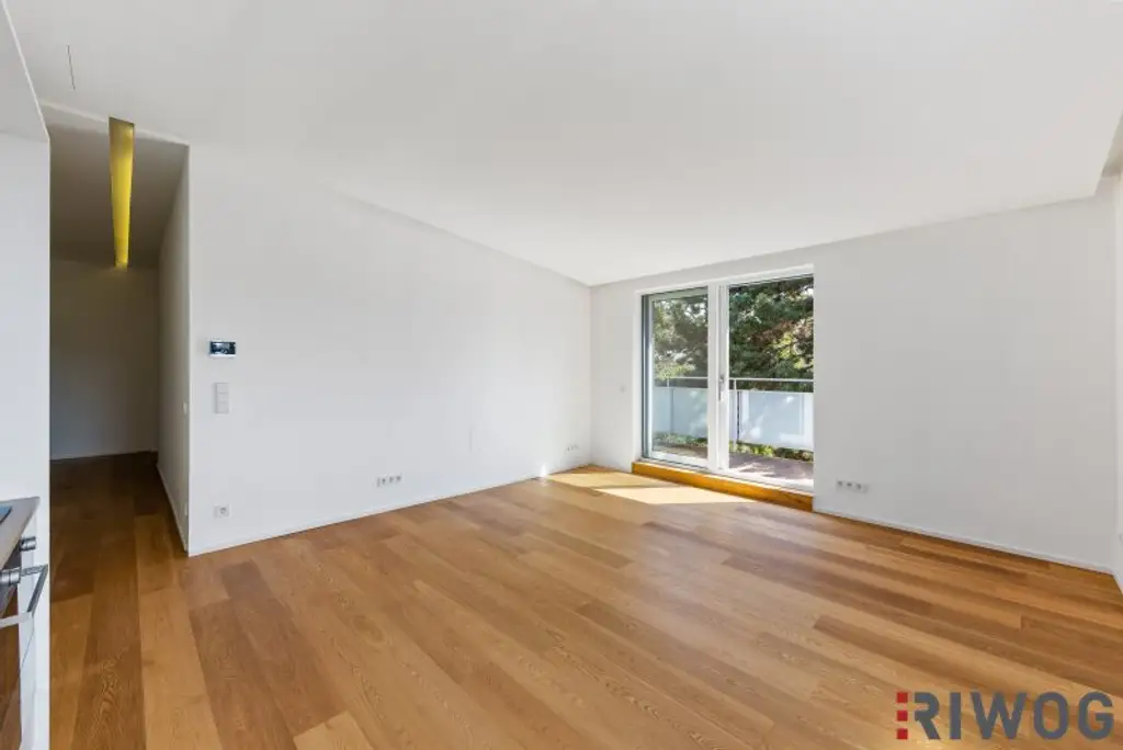 **Architekten Dachloft mit Balkon, Hochwertiger Ausstattung und SÜD-OST Ausrichtung**