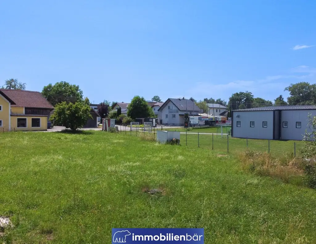 Platz für Ihre Ideen: 1.592 m² Grundstück in Kallham-Auing