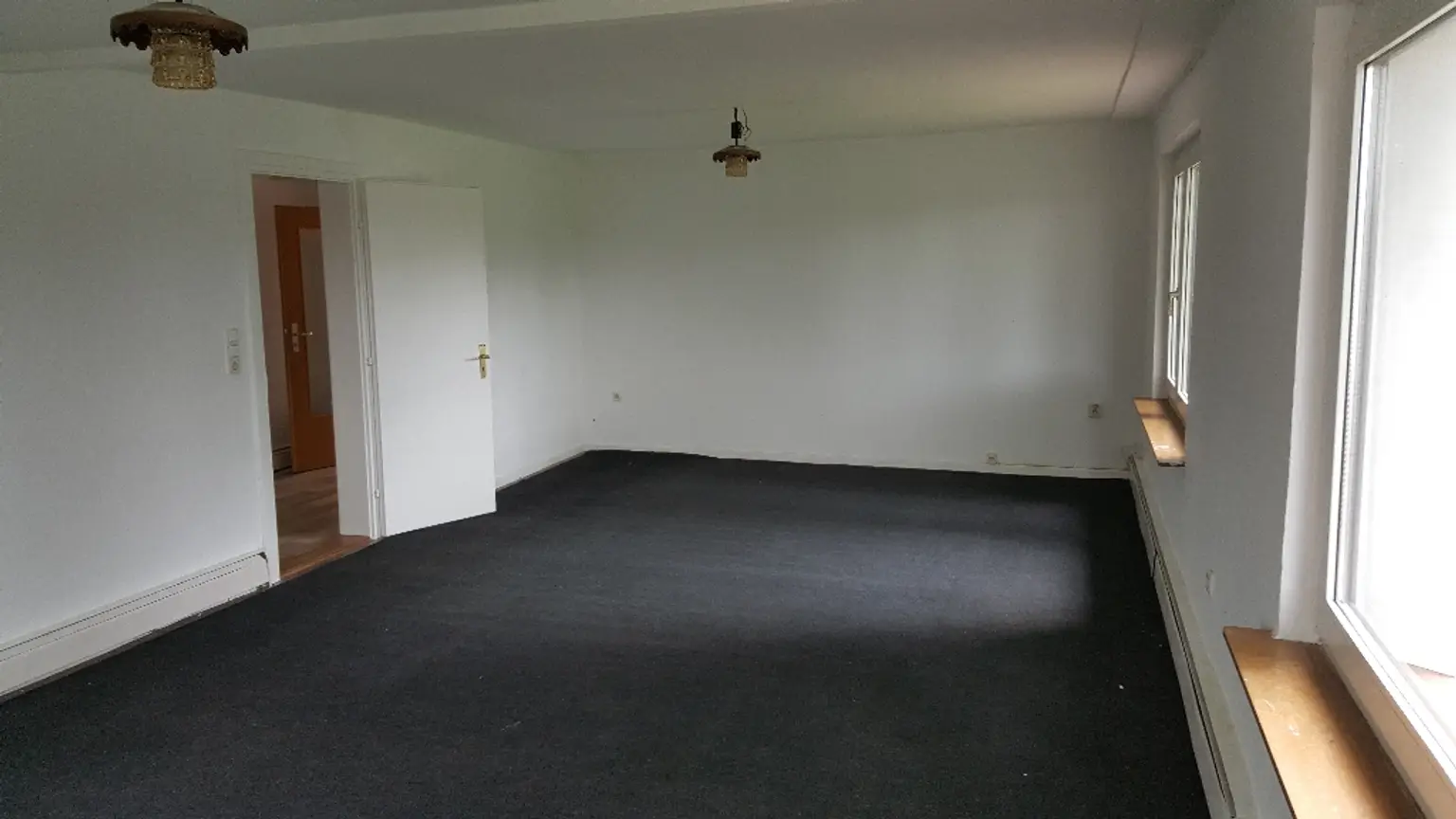 Wohnzimmer (2) EG
