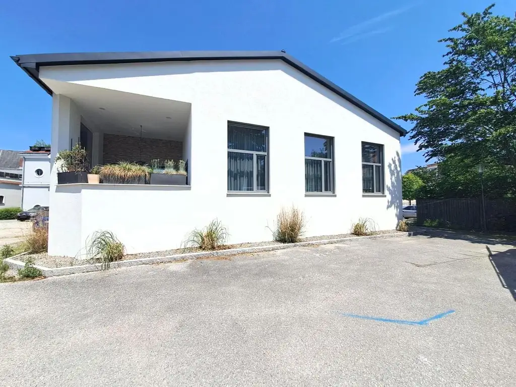 Verwirklichen Sie Ihren Traum! Exklusive Immobilie mit Terrasse, Sauna und Whirlpool