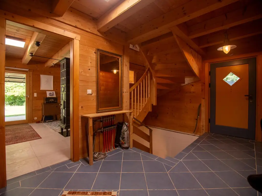 Schönes Holzhaus in absolut ruhiger Waldrandlage