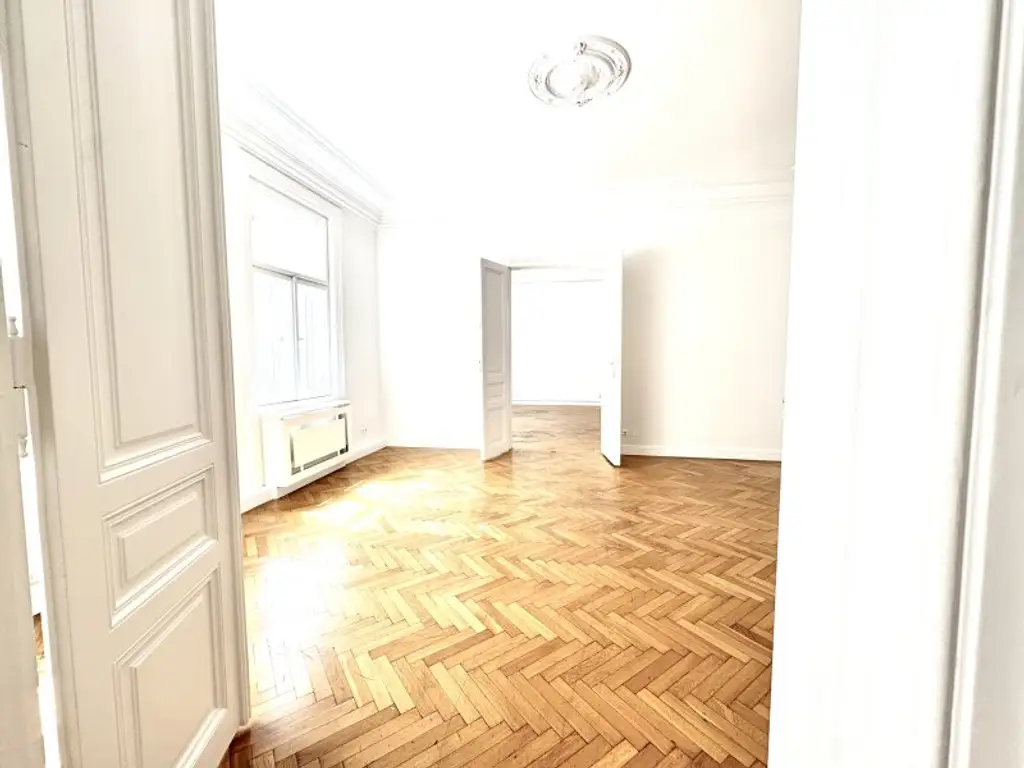 Stilvolles Altbau Büro beim Graben U-Bahnnähe, Aircon!