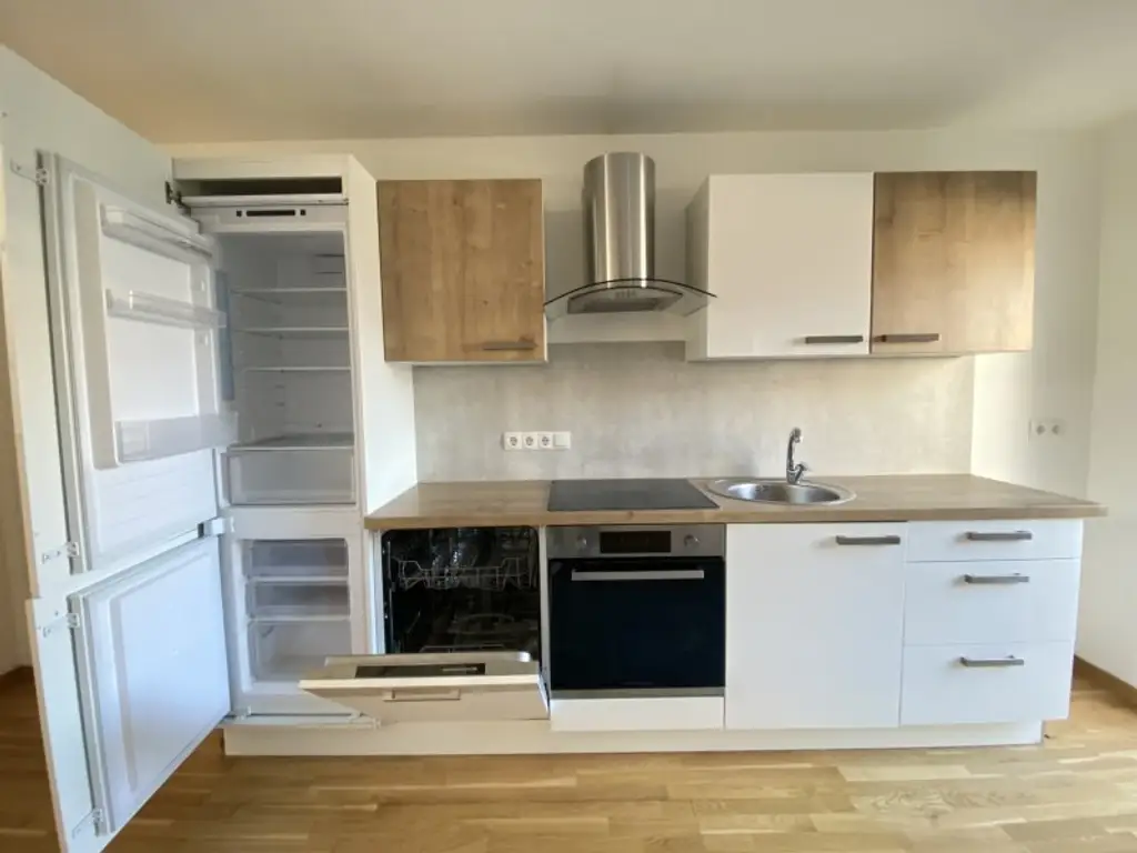 Großzügige Dachgeschosswohnung am Rennweg - Klimatisiert - 2 Terrassen
