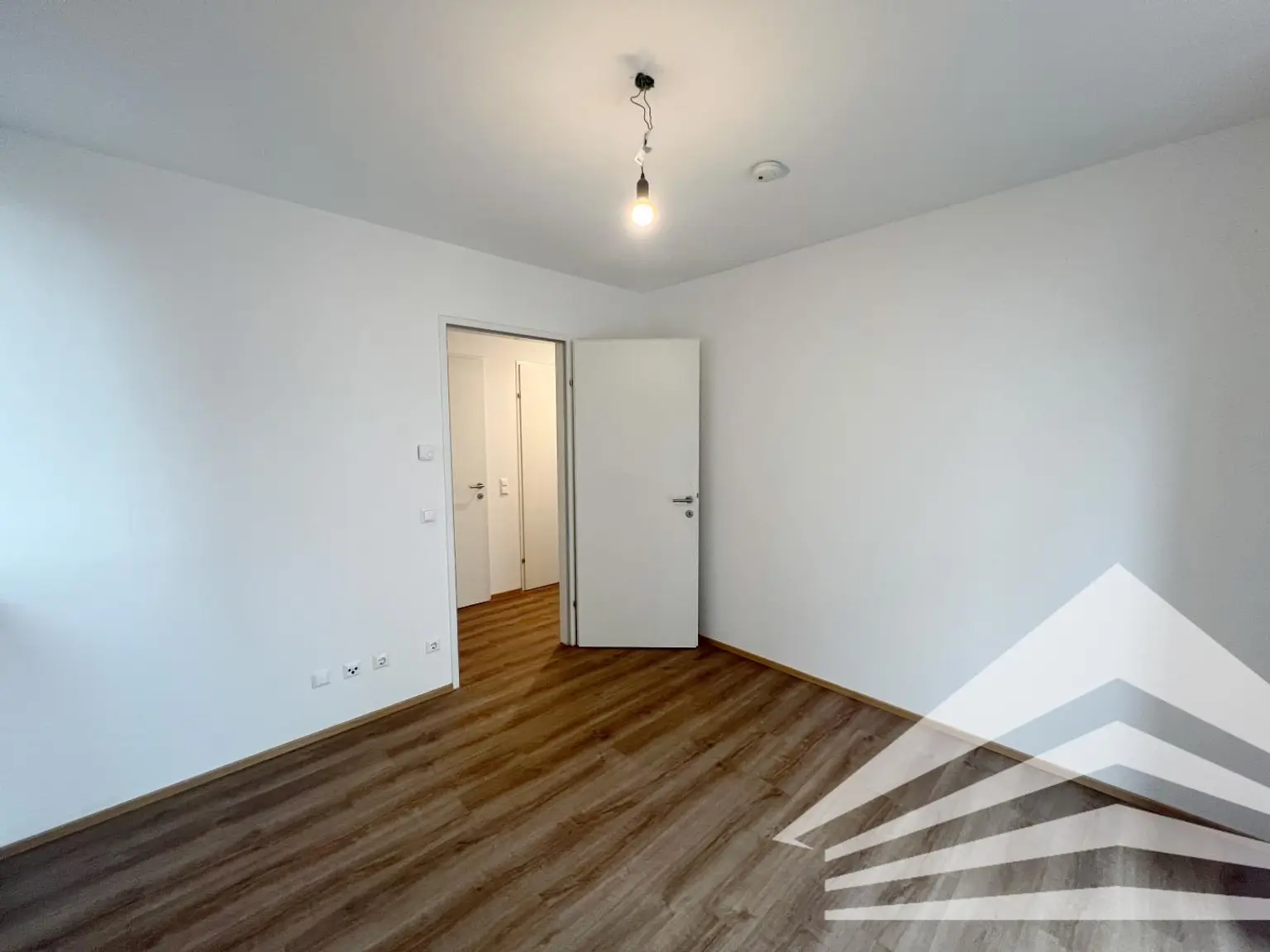 Gut aufgeteilte 3-Zimmerwohnung mit Terrasse und Küche!