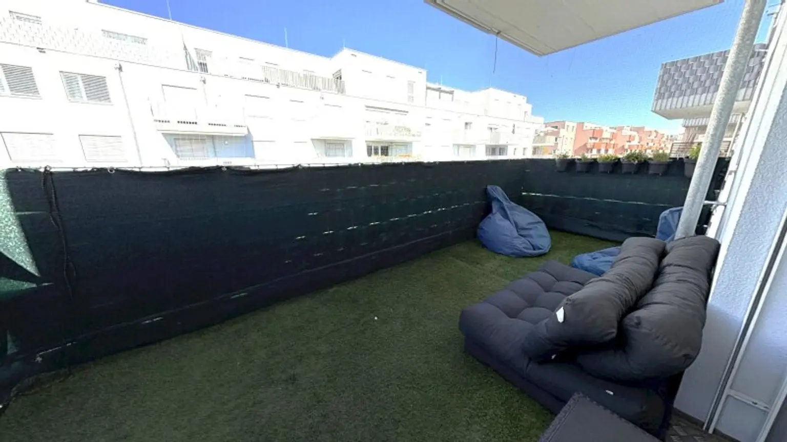+NEU+ Ihr liebevoller und hochwertiger Rückzugsort im Grünen – Sonnige 3-Zimmer-Wohnung mit Balkon & bester Anbindung