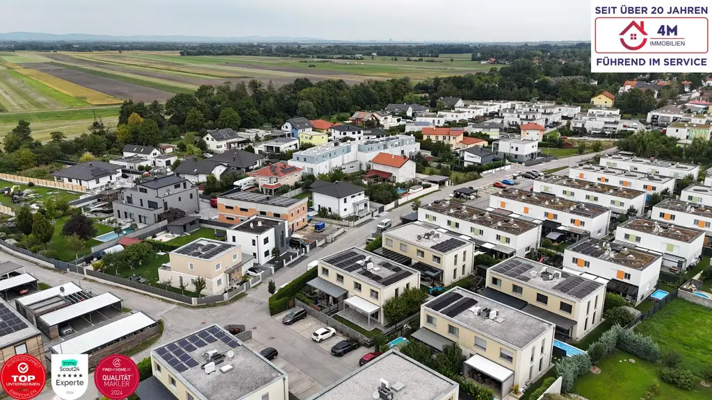 4-Zimmer-Doppelhaushälfte mit Photovoltaik und 3 Stellplätzen