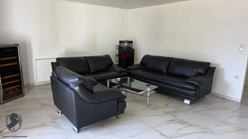 Einfamilienhaus nahe dem Badesee Steinbrunn – Wohnen mit Lebensqualität