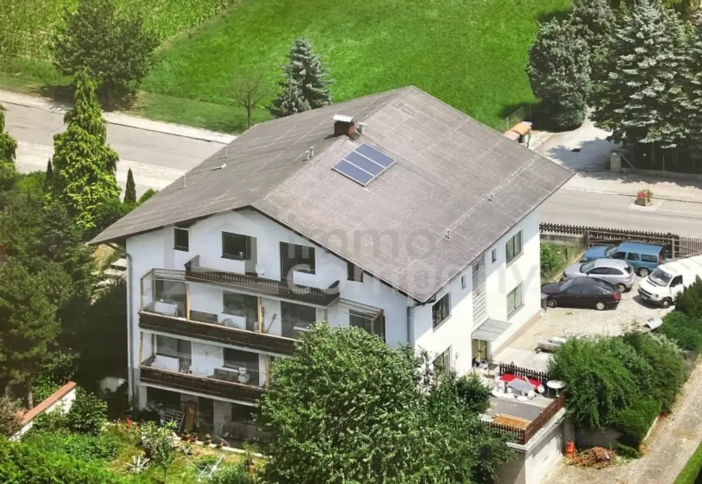 Haus mit Ausbaupotential / Entwicklungskonzept für 10 Wohnungen