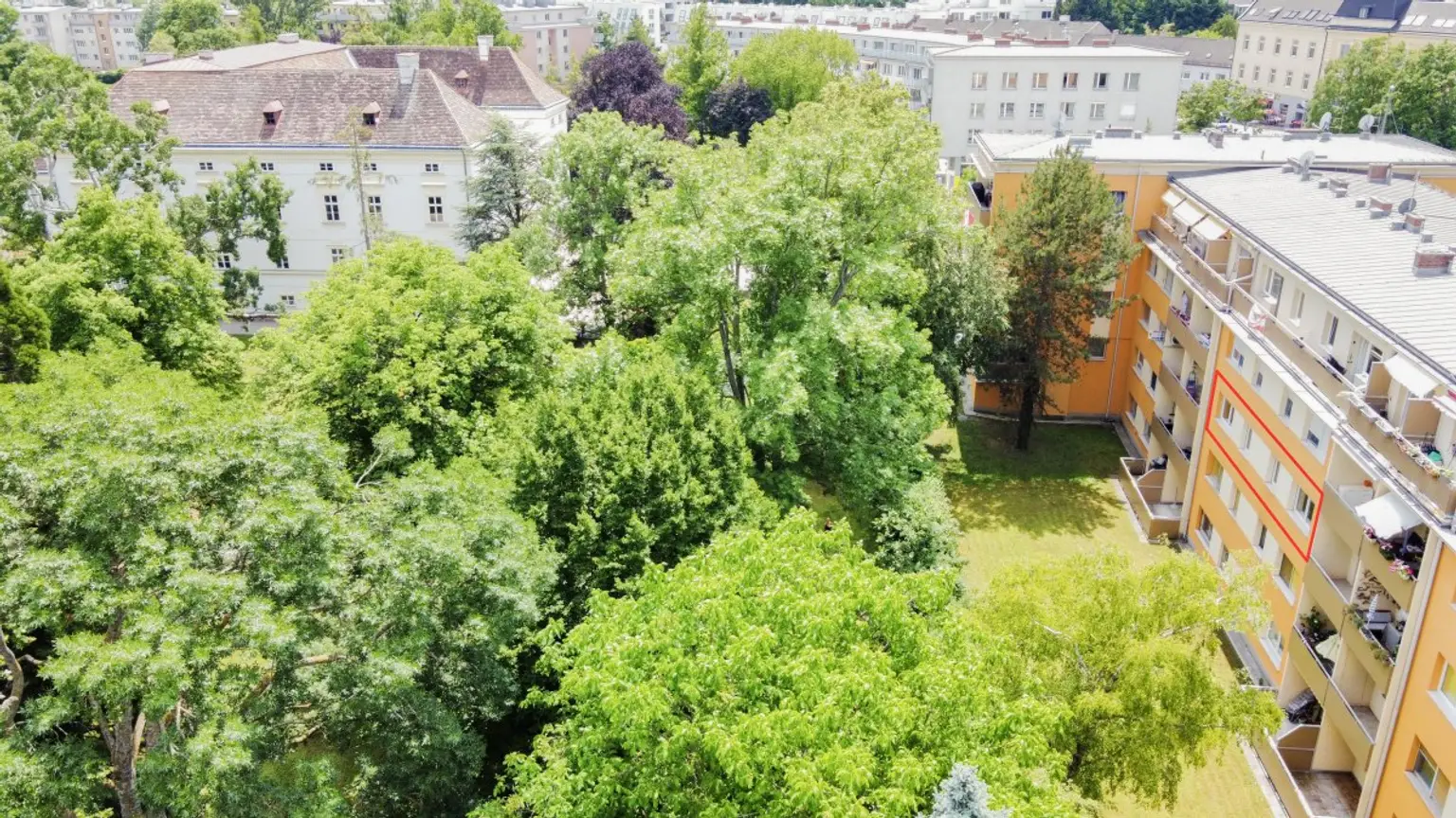 [06784] Zentrale 3-Zimmer Wohnung mit Blick ins Grüne!