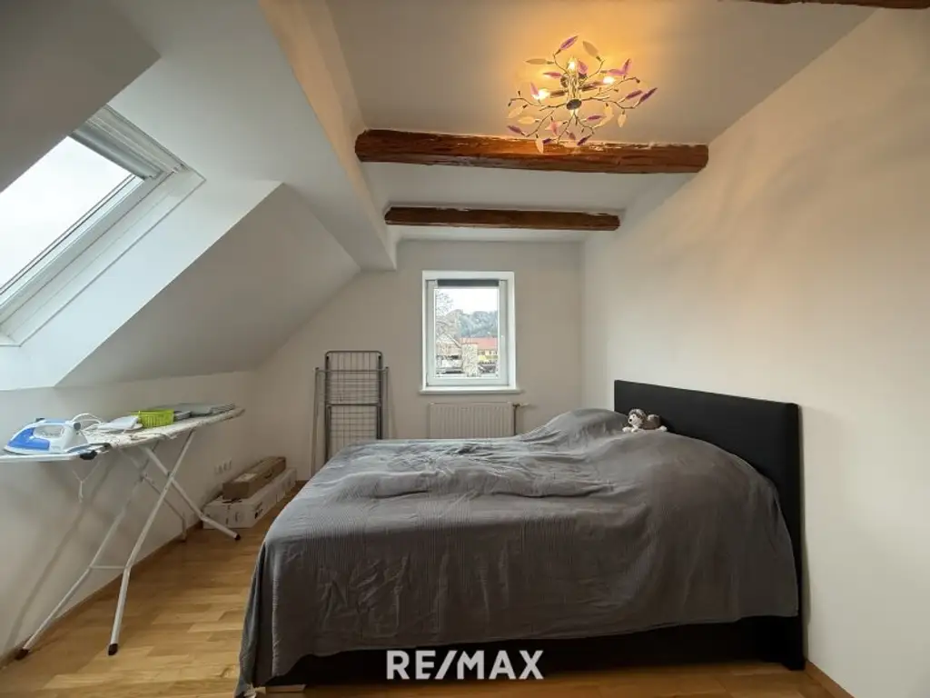 *** Top kernsaniertes 439m² Zinshaus mit Nebengebäude in Kindberg – 4 Einheiten incl. Carports, voll vermietet, starke Renditechance! ***