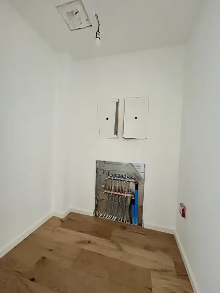 Modernes Wohnen in Mannswörth - Erstbezug mit Balkon und hochwertiger Ausstattung