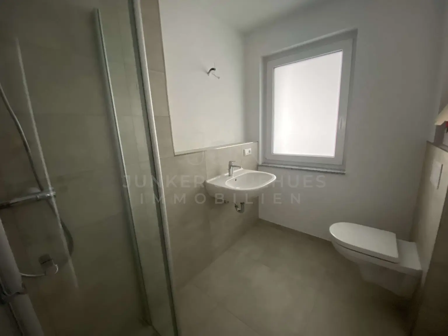 Bad mit Dusche