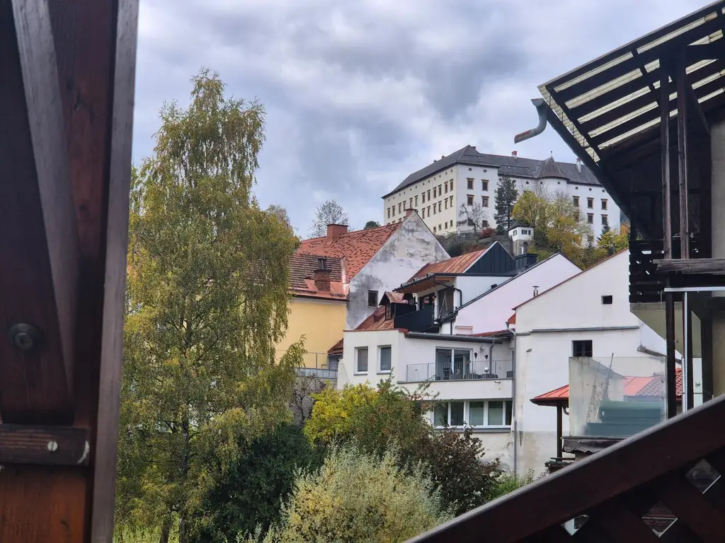 Zentrale Wohnung mit Mur- und Schlossblick in 8850 Murau