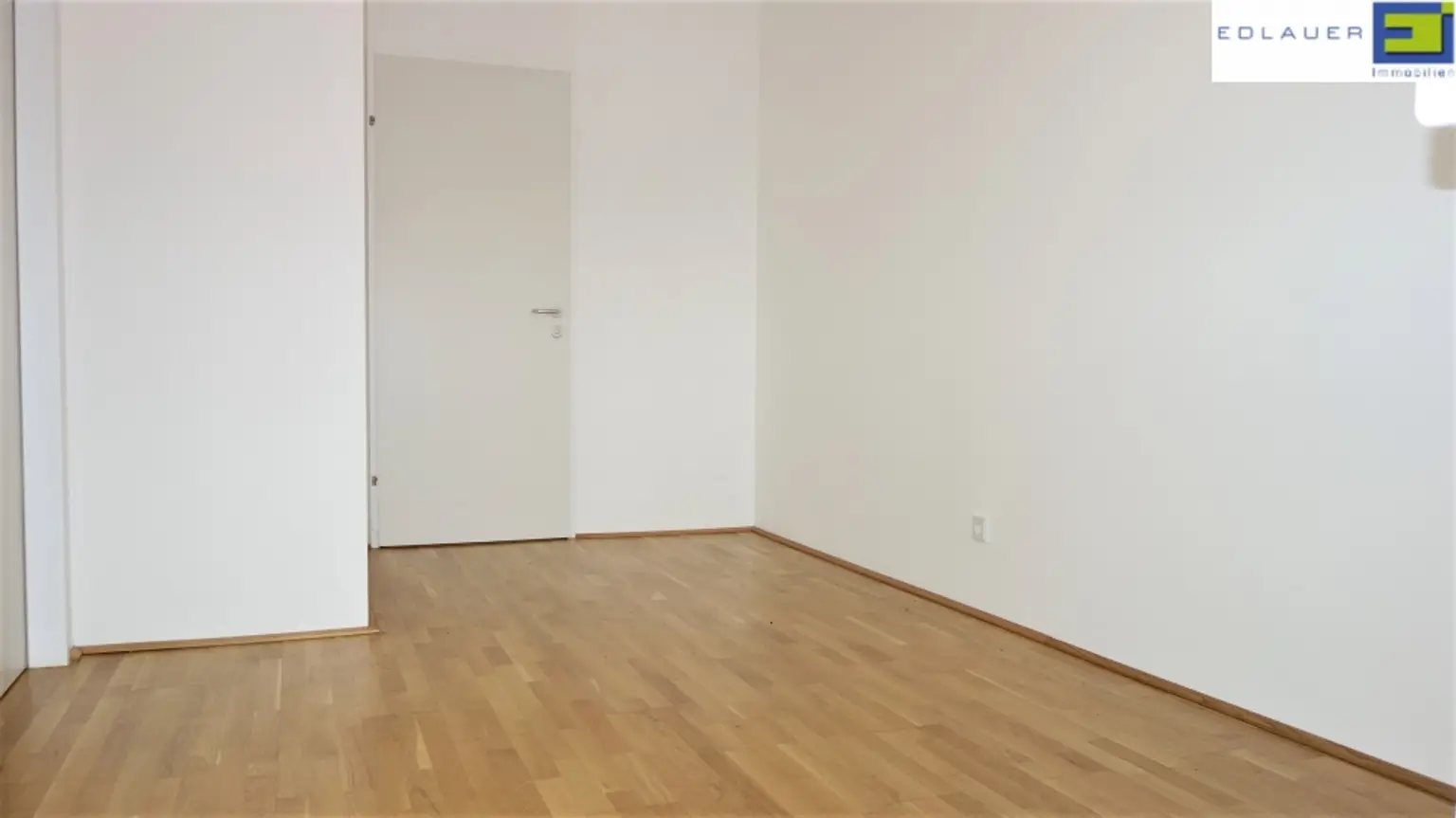 Schlafzimmer (2)