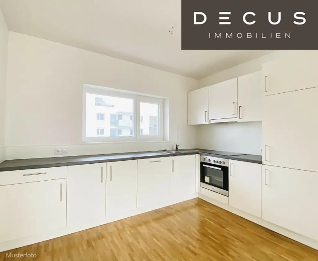 | TOLLE 3-ZIMMER-WOHNUNG | ULMENHOF | BALKON