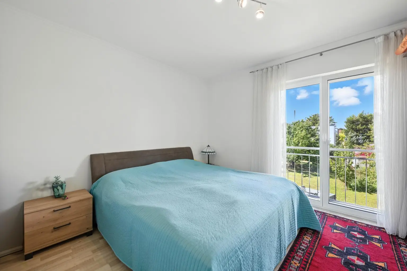 Exklusives Wohnerlebnis: Hochwertiges Zuhause auf 1300 m² Eigengrund am Wiener Stadtrand!