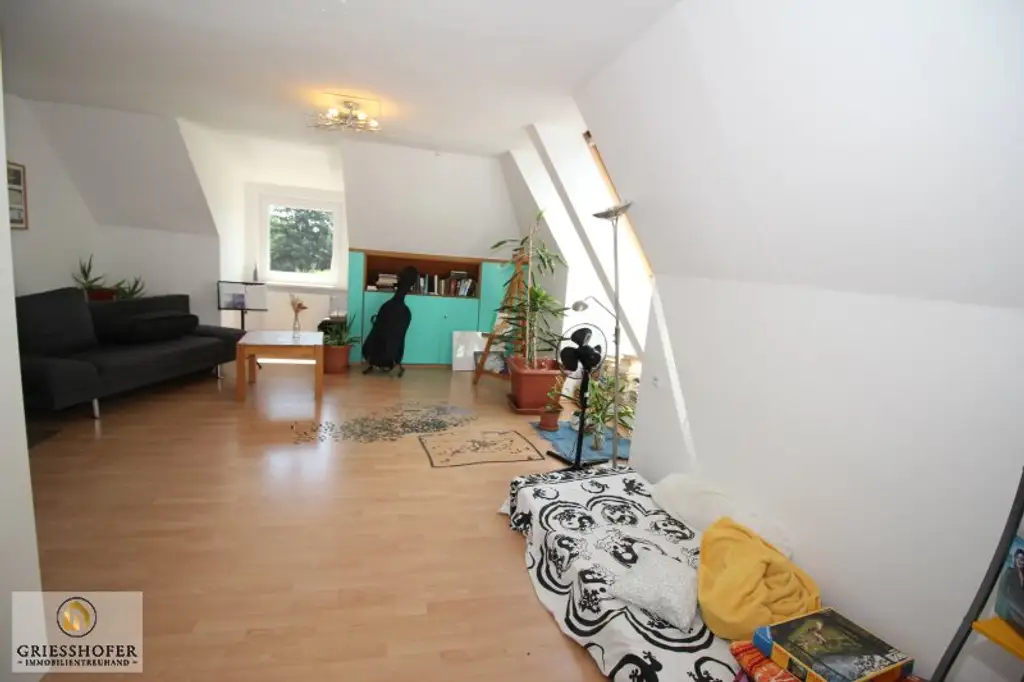 Bezauberndes, romantisches und sonniges Anwesen in zentraler Ruhelage
