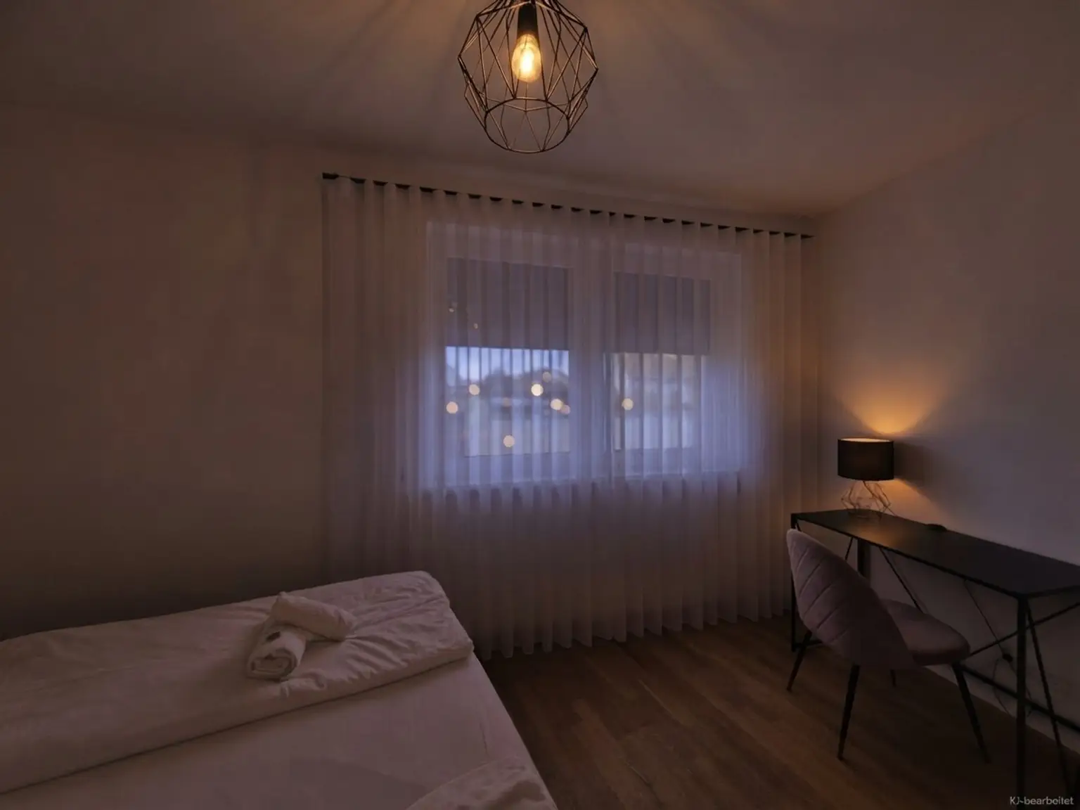 Ca. 64 m² Wohnung mit ca. 107 m² Eigengarten & Klimaanlage - Perfekt als Haupt- od. Zweitwohnsitz - Lebensqualität zwischen See und Reben