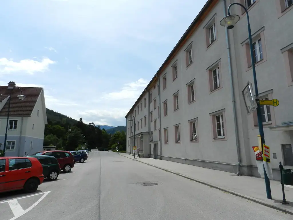 Schöne sanierte  2 - Zimmer Wohnung in Pernitz