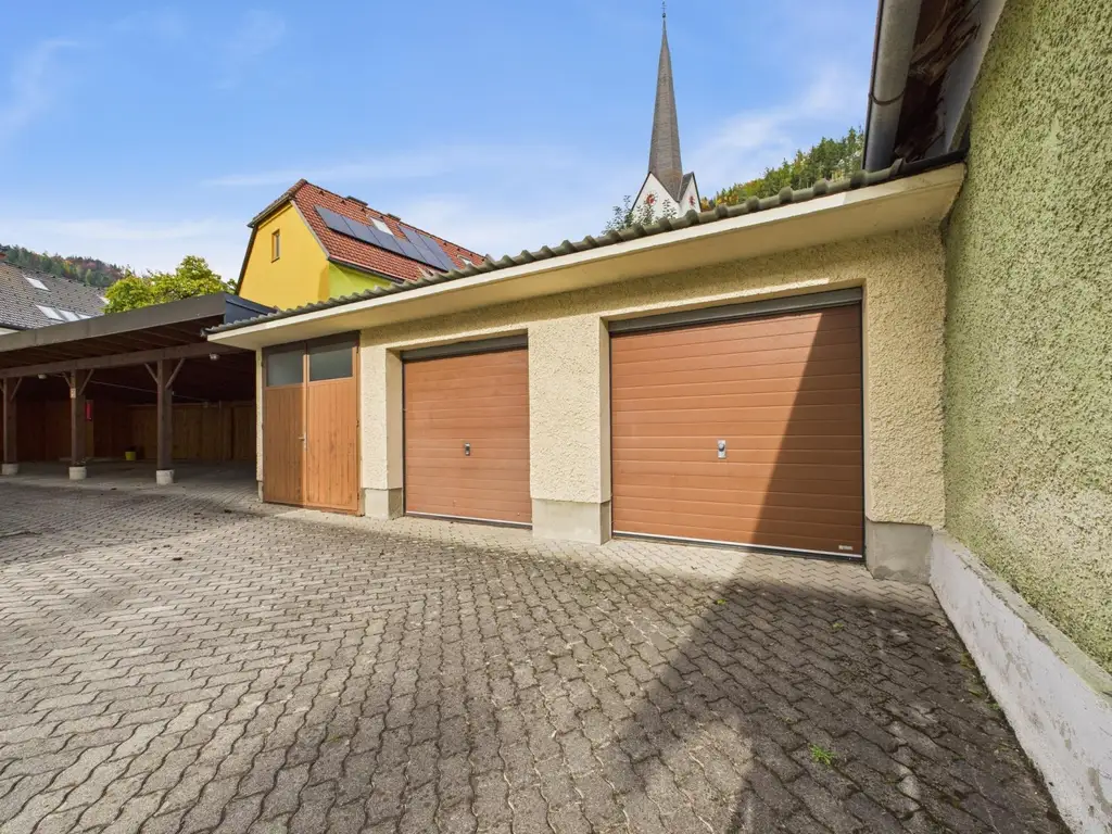 KALWANG: BESTÄNDIGE WERTE in unbeständigen Zeiten - WOHNHAUS mit 4 Wohnungen