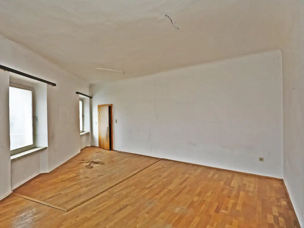 Renovierungsbedürftiges Zinshaus in Graz/Jakomini - Bestlage
