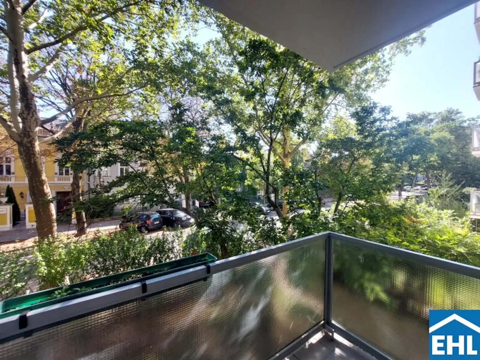 Schöne 3-Zimmer-Wohnung mit Balkon und optimaler Verkehrsanbindung