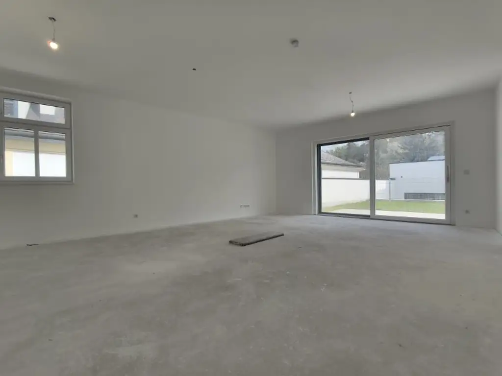 WOHNEN AM TOR ZUR NATUR – UND DOCH GANZ NAH AN WIEN - EXKLUSIVES TOWNHAUS AUF EIGENGRUND IN WEIDLING