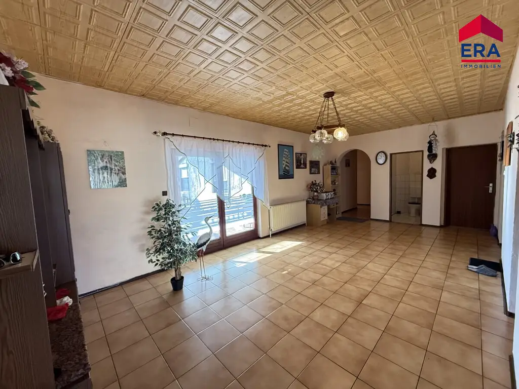 Einfamilienhaus mit Terrasse und Keller in ruhiger Lage von Neudorf im Weinviertel