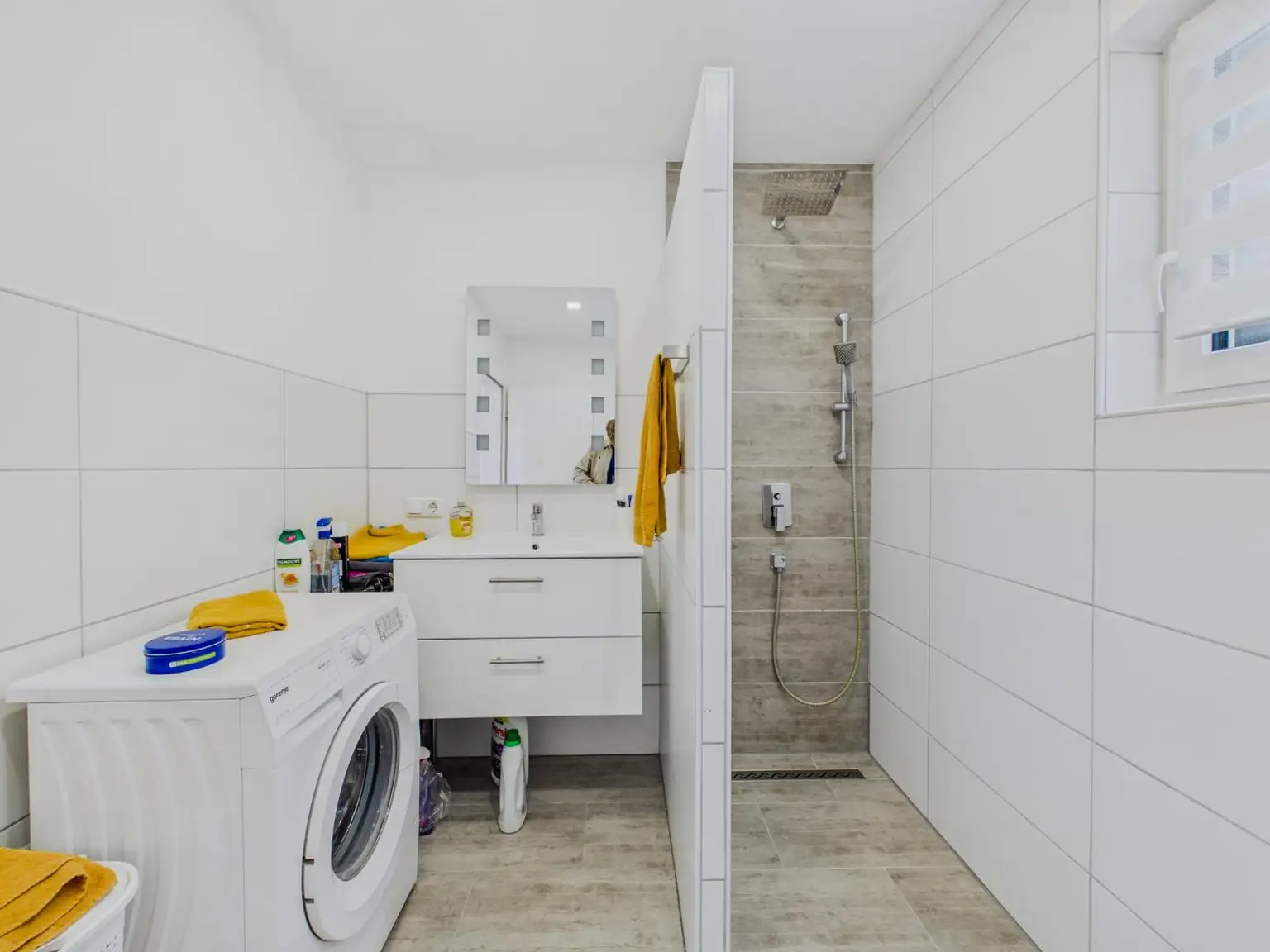 Badezimmer EG 3