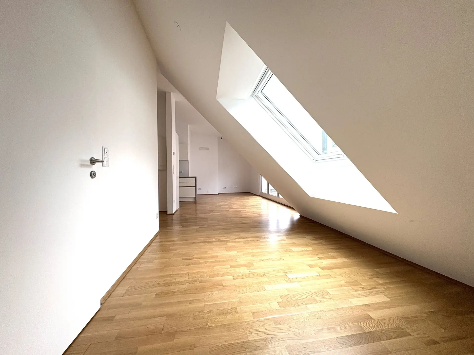 20260326_105555252_iOS