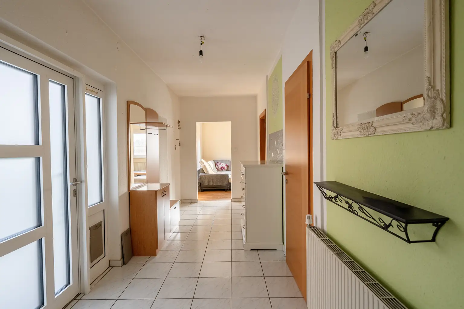 ++ Netter Bungalow auf Eckgrundstück in schöner Siedlungslage ++