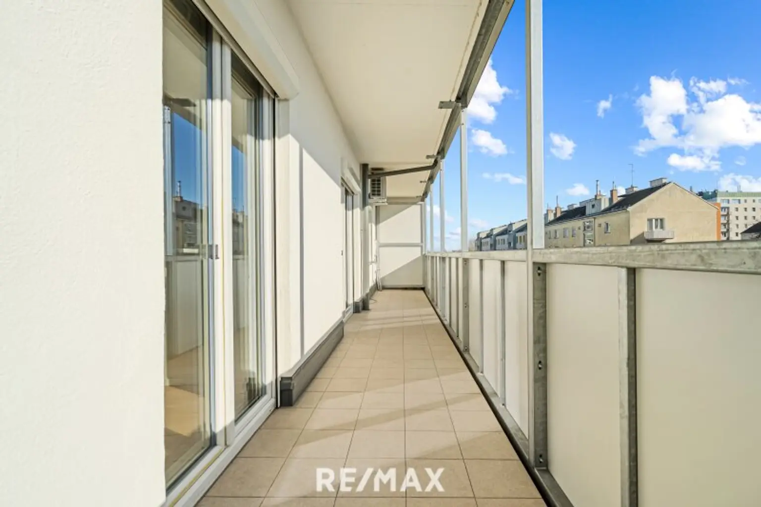 Loggia vor Wohnzimmer _2