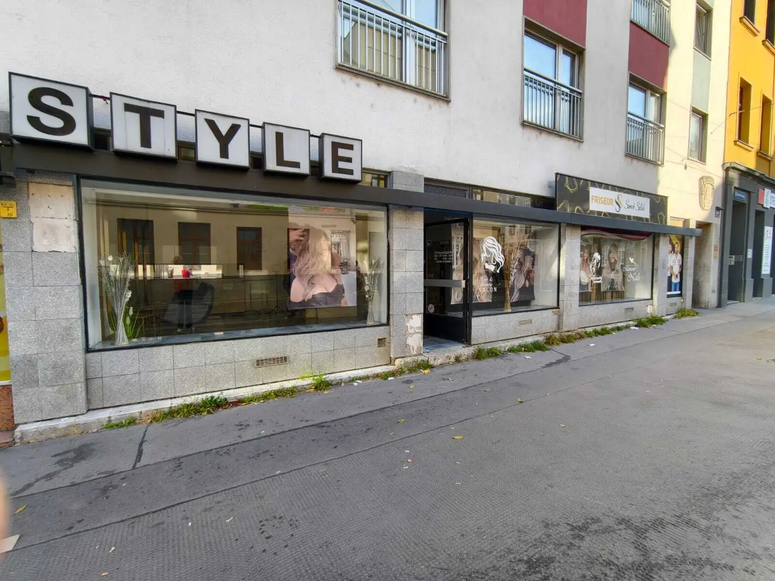 Friseursalon in sehr guter Lage zu vermieten!