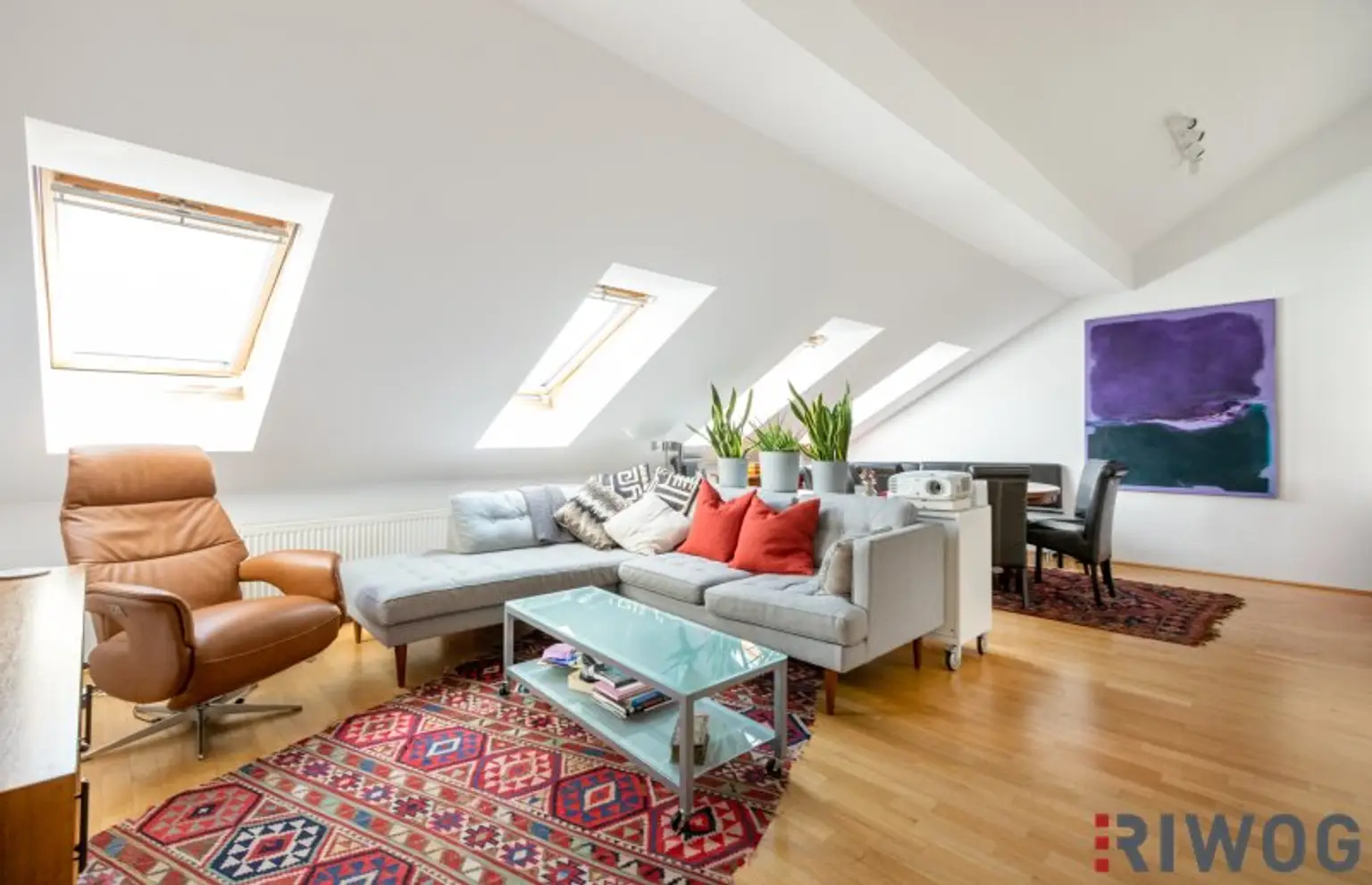 ROOFTOP LIVING - 32M² PRIVATE DACHTERRASSE MIT HOHE WARTE GRÜNBLICK - KLIMA - NÄHE U4