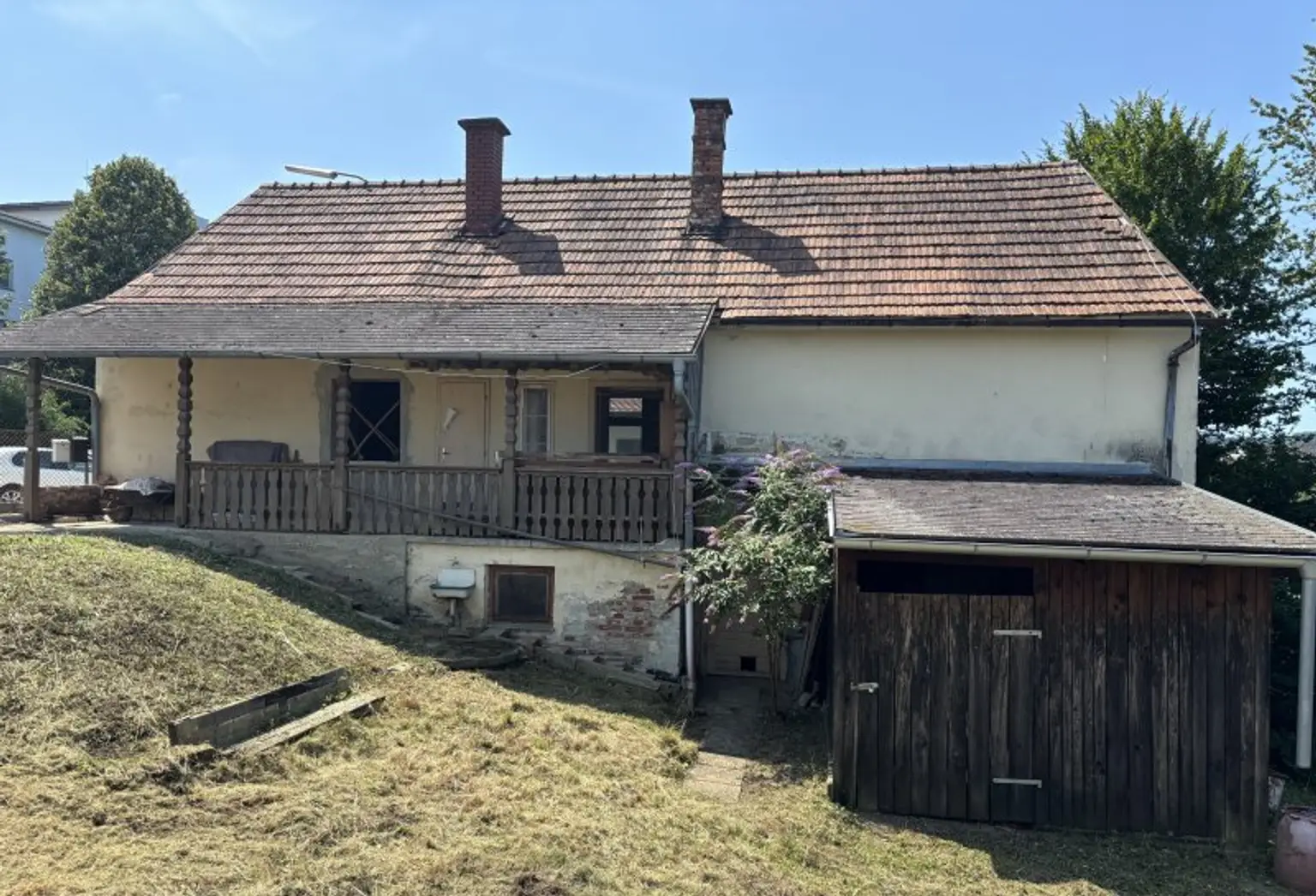 = PREISKNALLER =  Güssing !! Renovierungsobjekt in Zentrumslage mit ca. 430 m2 Eigengrund !!!