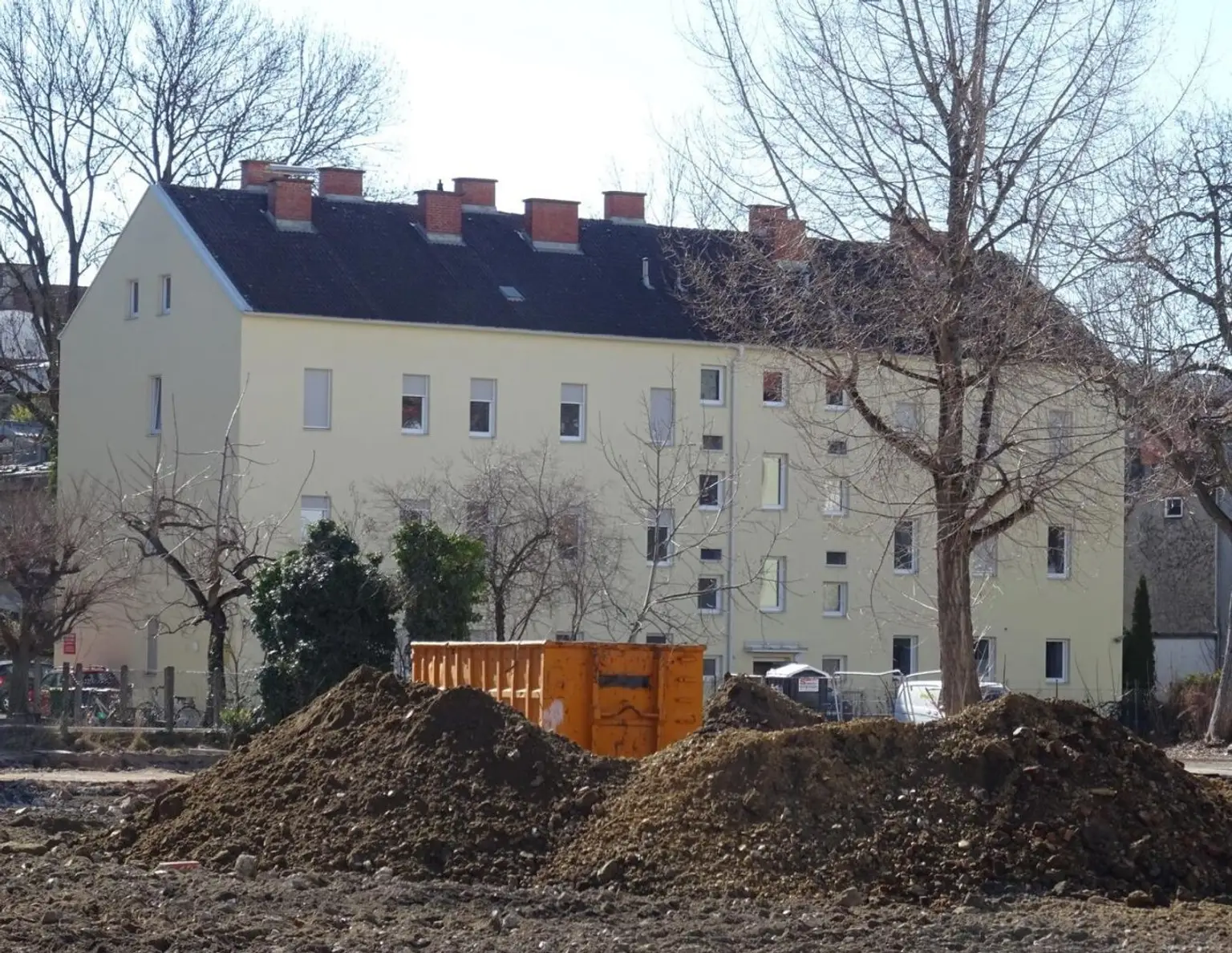 Umfassende Sanierung möglich! - Bewilligter Dachgeschoßausbau in Graz!