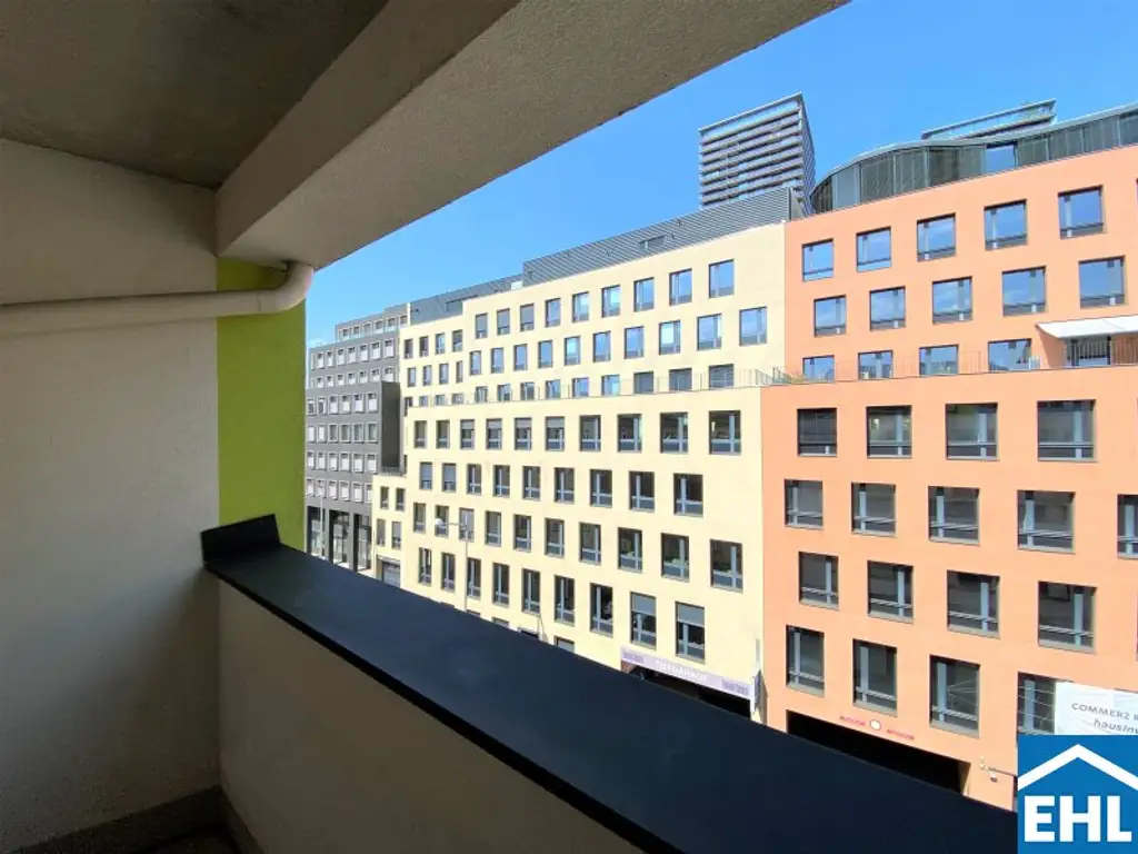 Freundliche 2 Zimmerwohnung mit Loggia in zentraler Lage