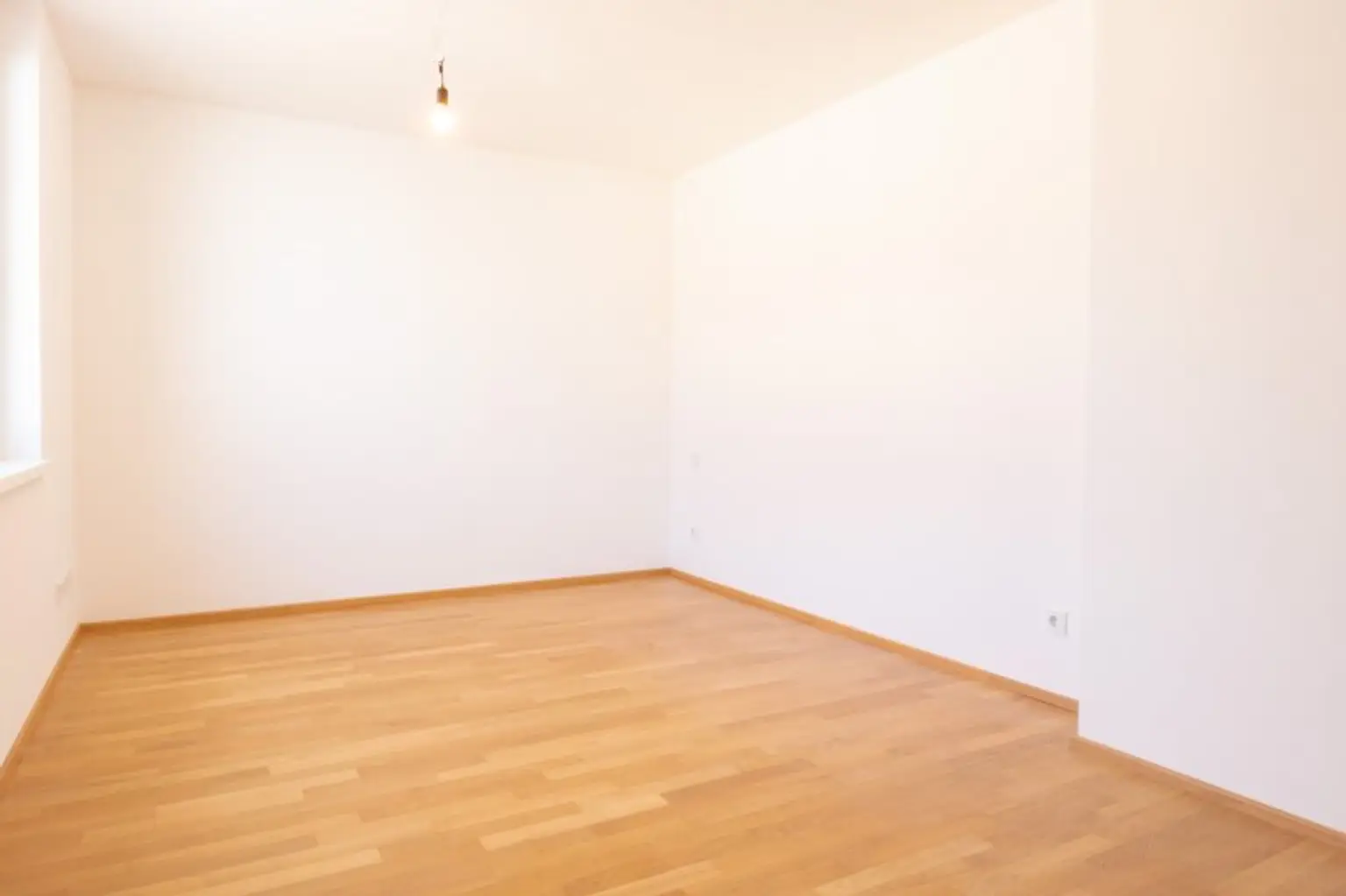 Gemütliche 2 Zimmer Wohnung - Gemeinschaftsdachterrasse zur Nutzung!!!