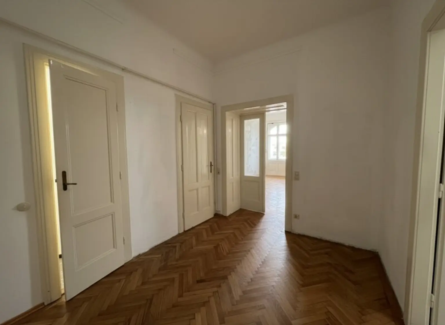 Ruhige & sehr gepflegte Stadtwohnung mit perfekter Verkehrsanbindung – U3 Schlachthausgasse!