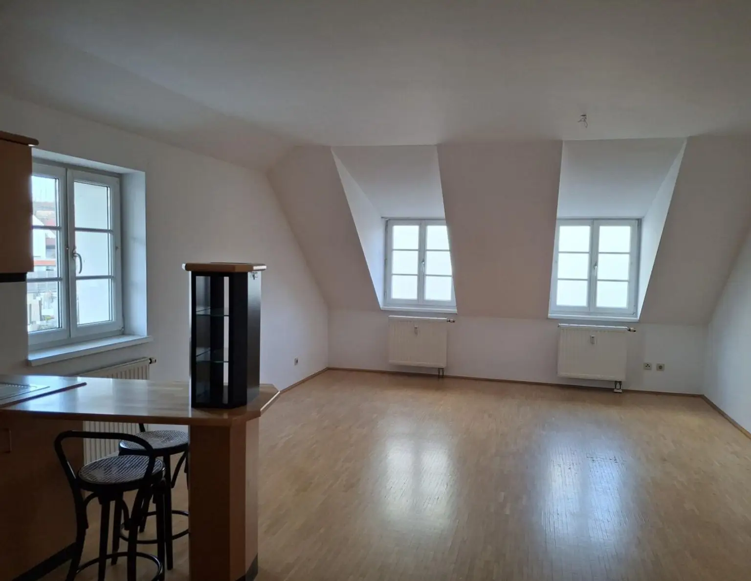 Gemütliche 1-Zimmer-Wohnung mit möblierter Küche im Zentrum von Lohnsburg
