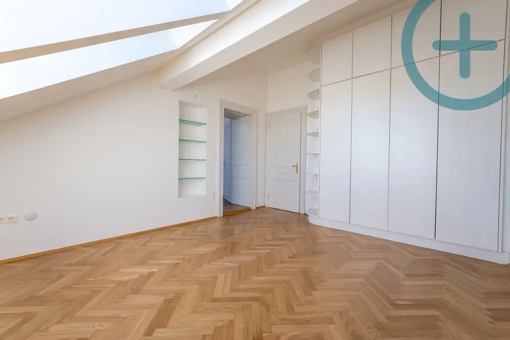 Penthouse-Etage mit XXL Terrasse