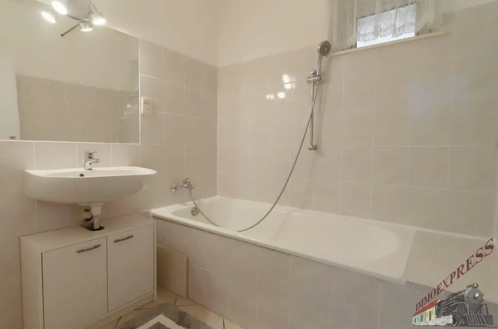 1080 Wien, Lerchengasse -gemütlliche und gepflegte  2 Zimmer-Eigentumswohnung