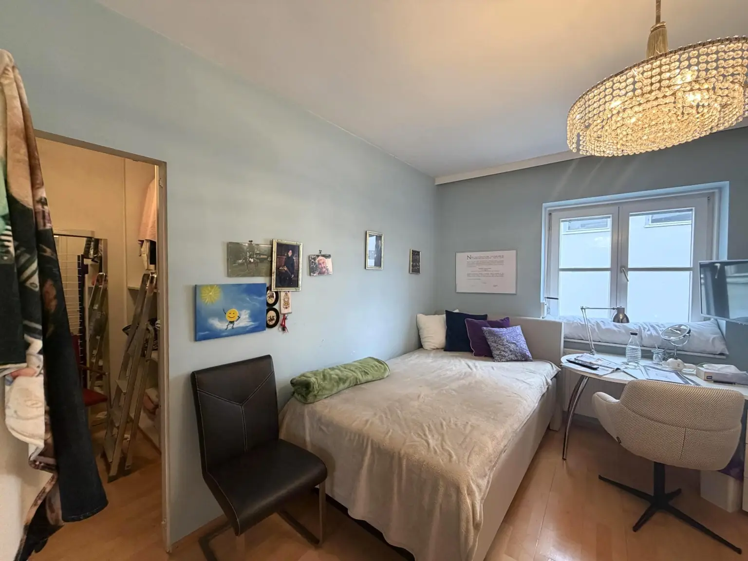 OG / Schlafzimmer mit begehbarer Garderobe