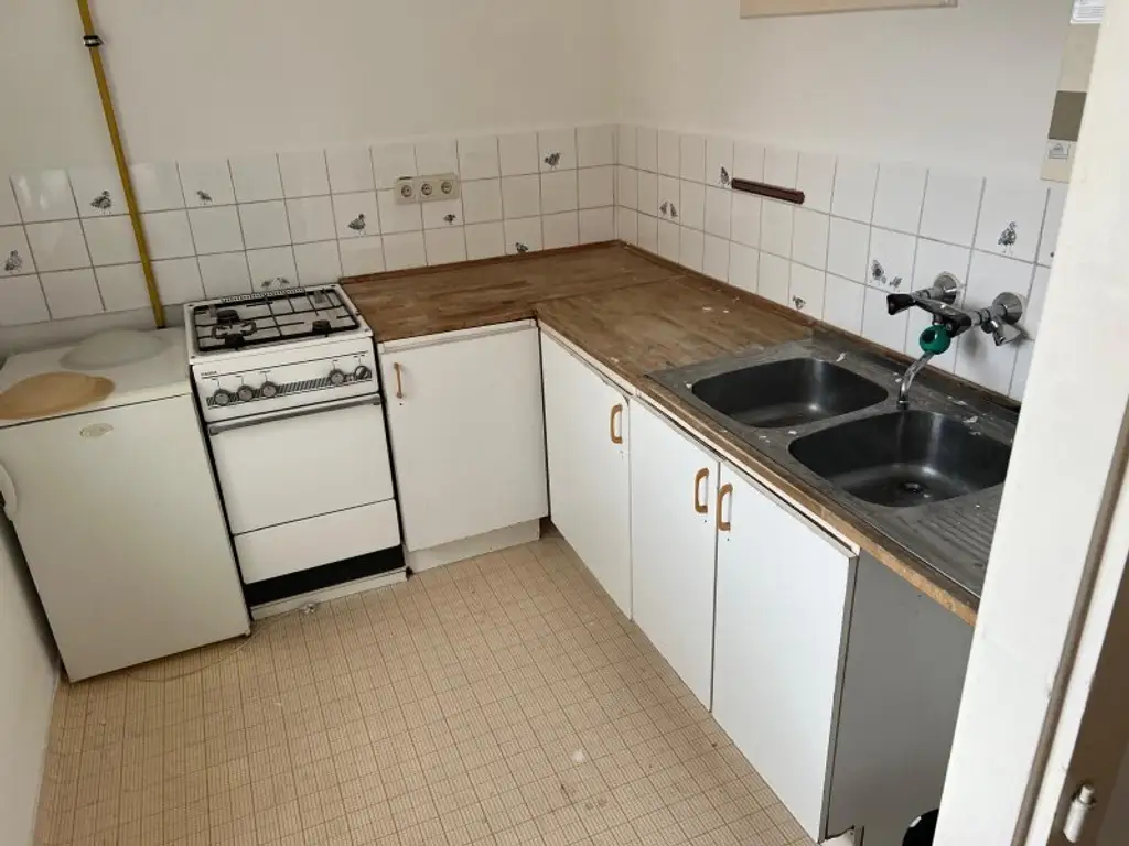ANLEGERWOHNUNG VERMIETET ÜBER DEN DÄCHERN VON WIEN IM HERZEN VON FAVORITEN