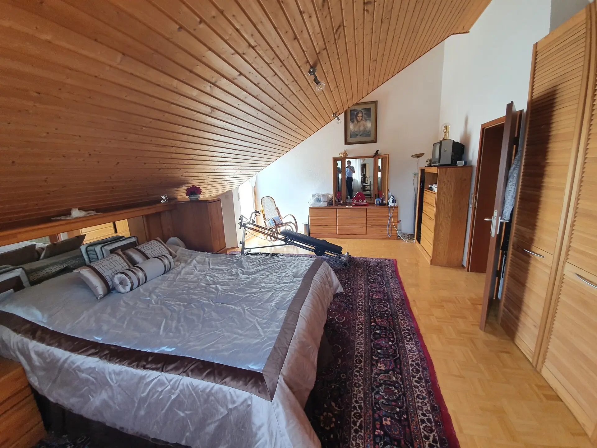 Schlafzimmer DG