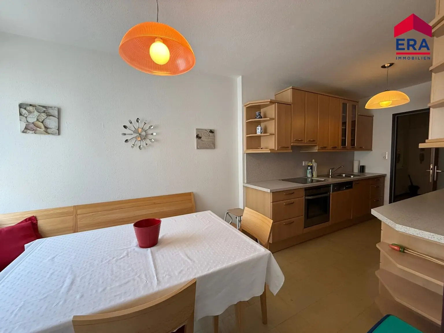 NEU: Helle 2-Zimmer-Wohnung mit großer Loggia in attraktiver Lage in 1210 Wien