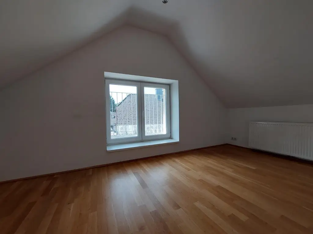 4 Zimmer Maisonette Wohnung
